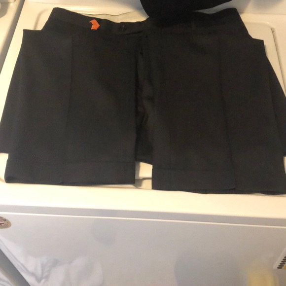 Jones New York Black Suit. 42R - Picture 3 of 3